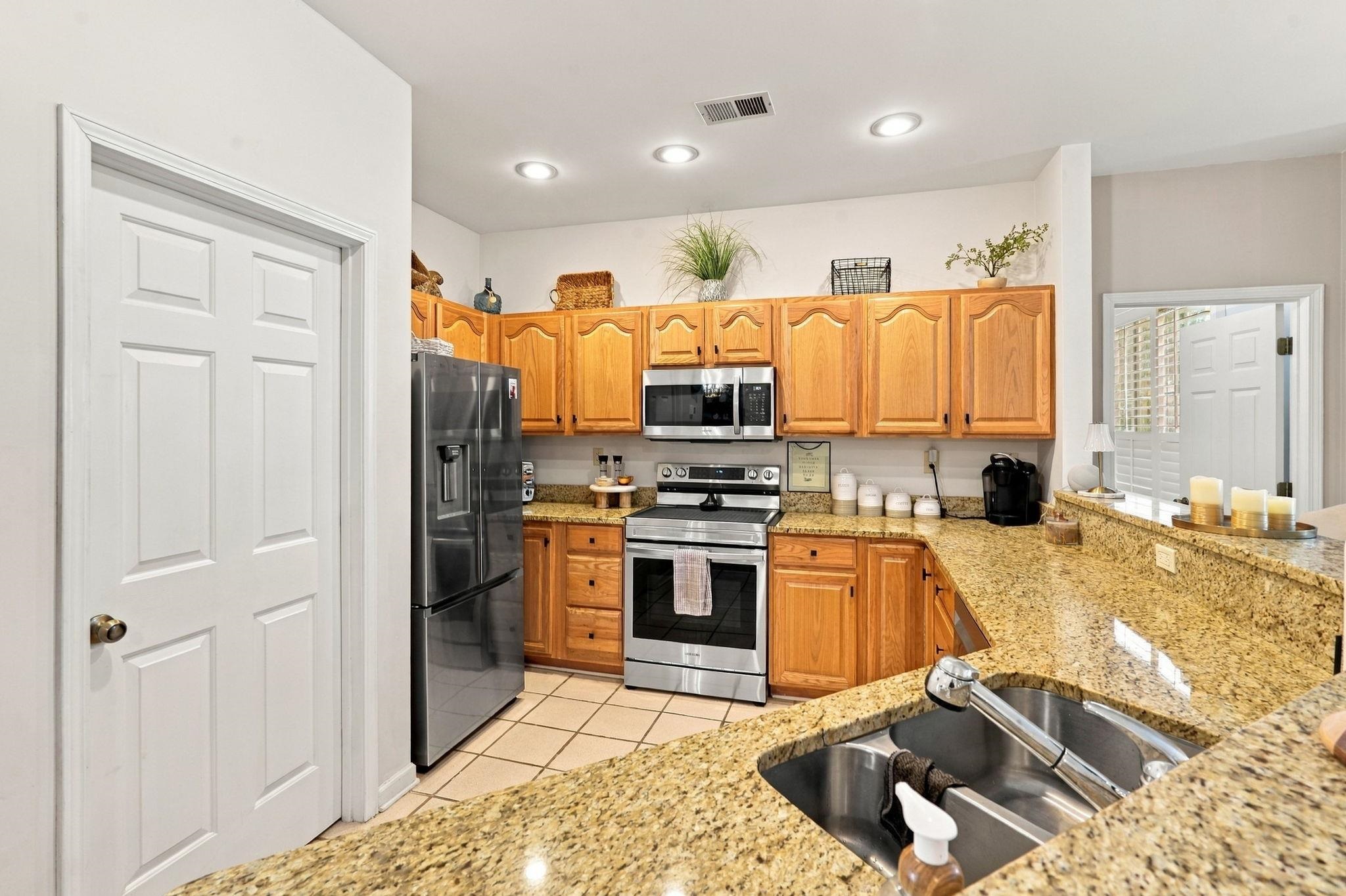 603 Pipers Ln. Property Photo 14
