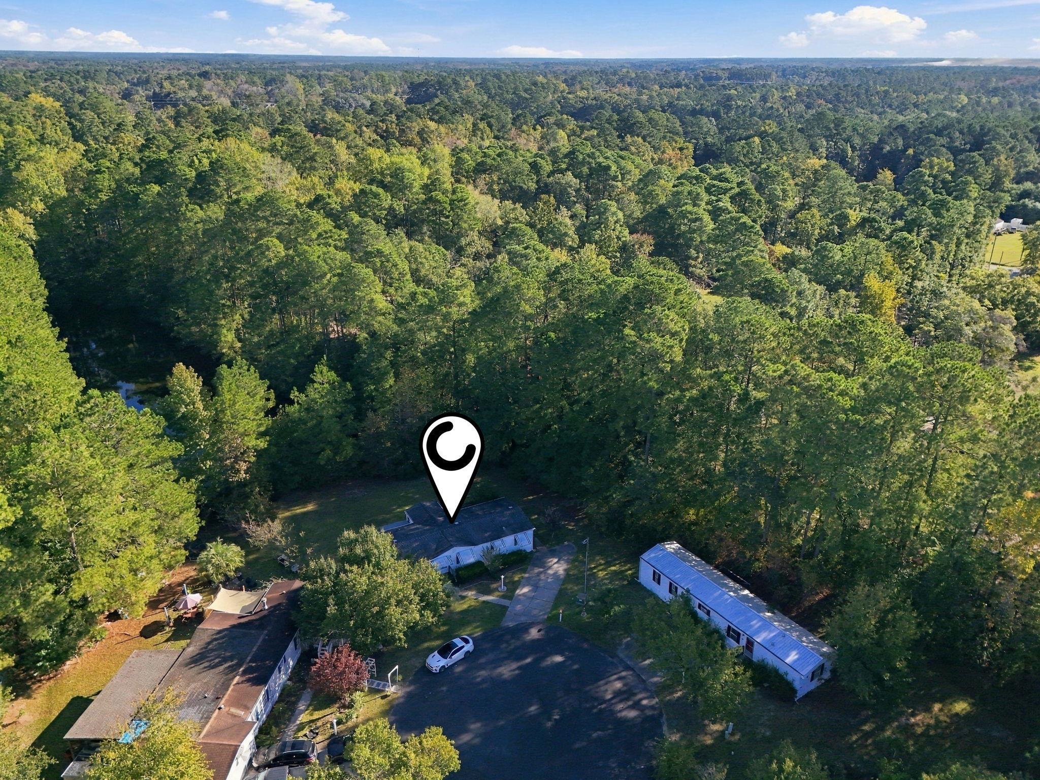 1029 Palm Dr. Property Photo 2