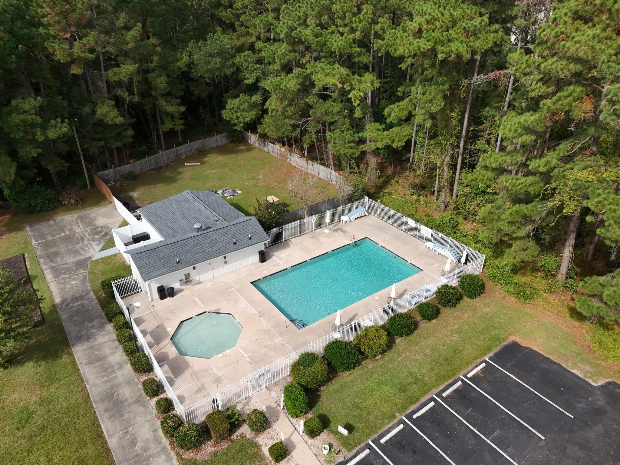 1029 Palm Dr. Property Photo 4