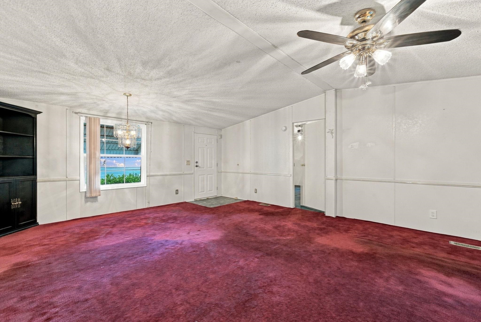 1029 Palm Dr. Property Photo 13