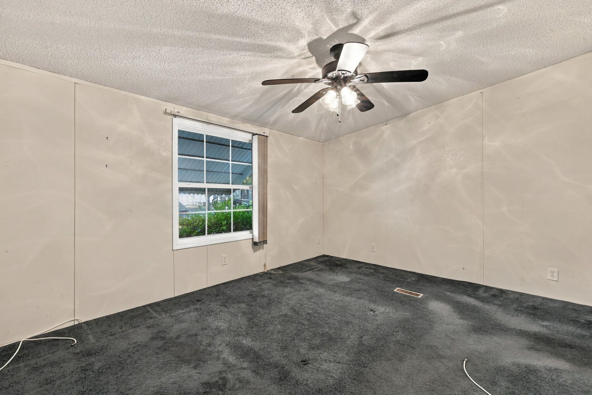 1029 Palm Dr. Property Photo 14