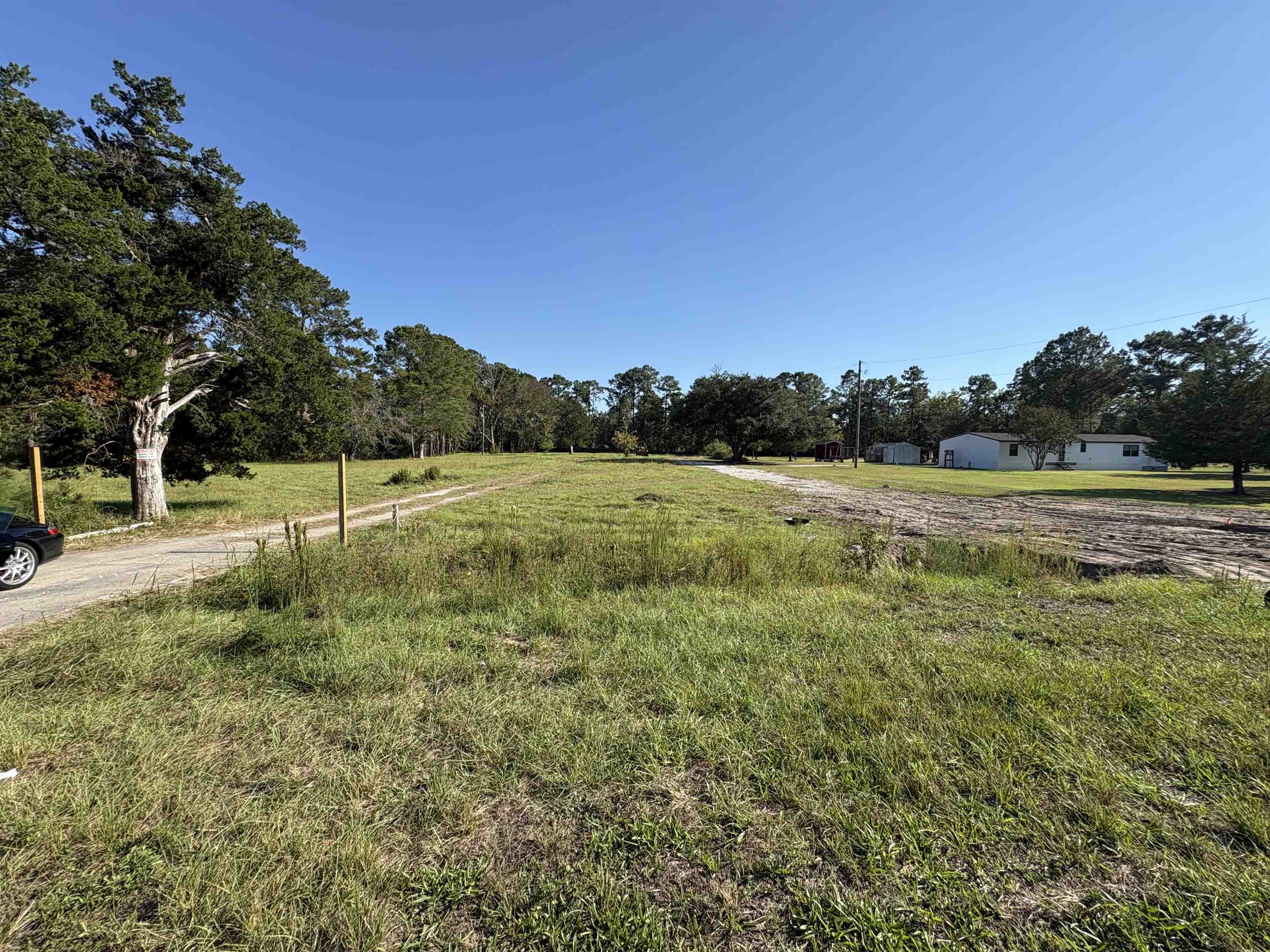 8224 S Highway 905 Property Photo 3