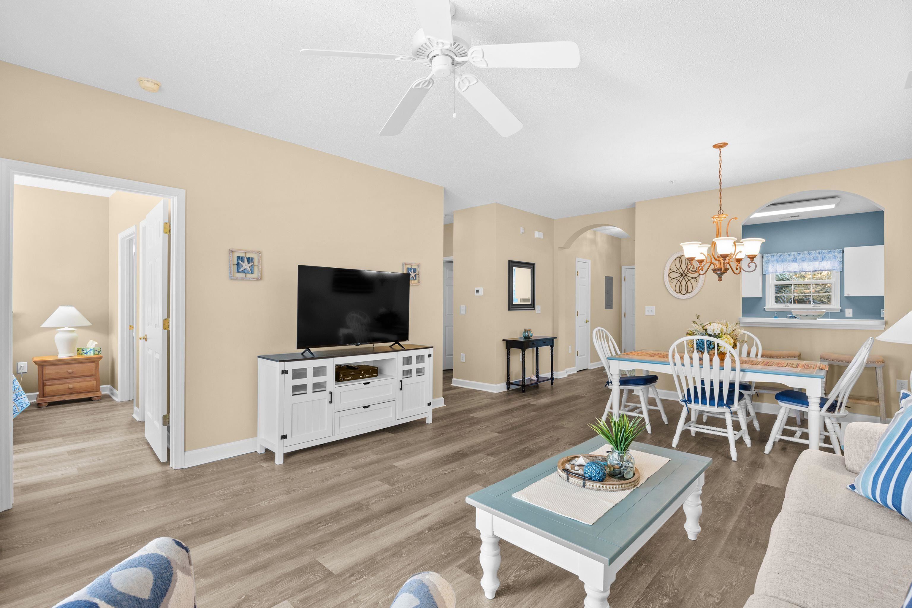5825 Catalina Dr. Property Photo 15