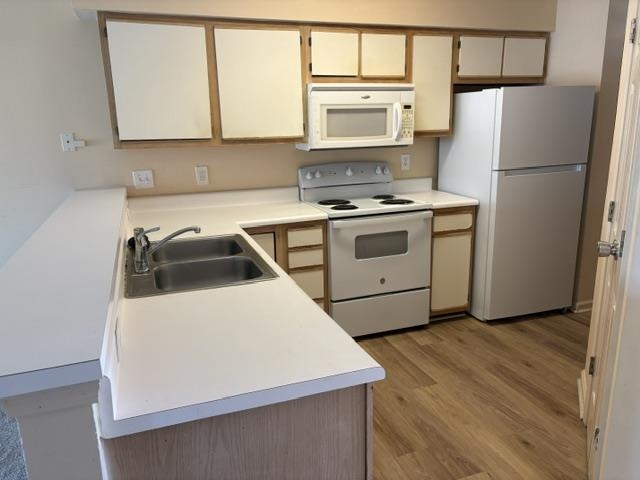 608 Waterway Village Ave. Property Photo 3