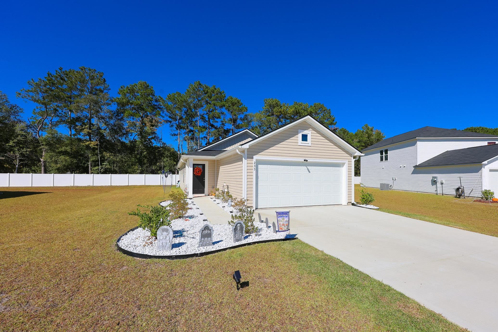 235 Birchwood Dr. Property Photo 23