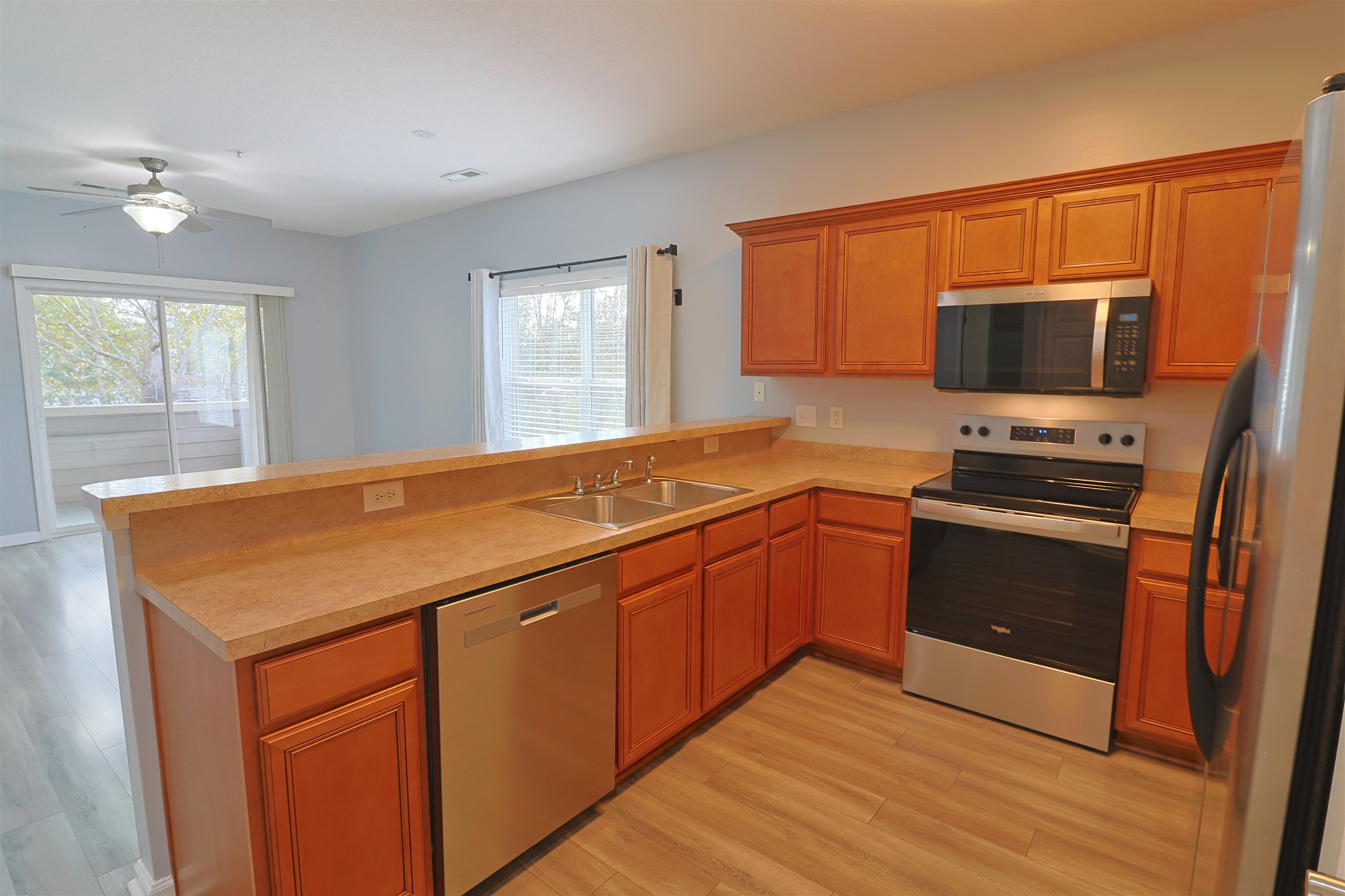 4104 Pinehurst Circle Property Photo 4