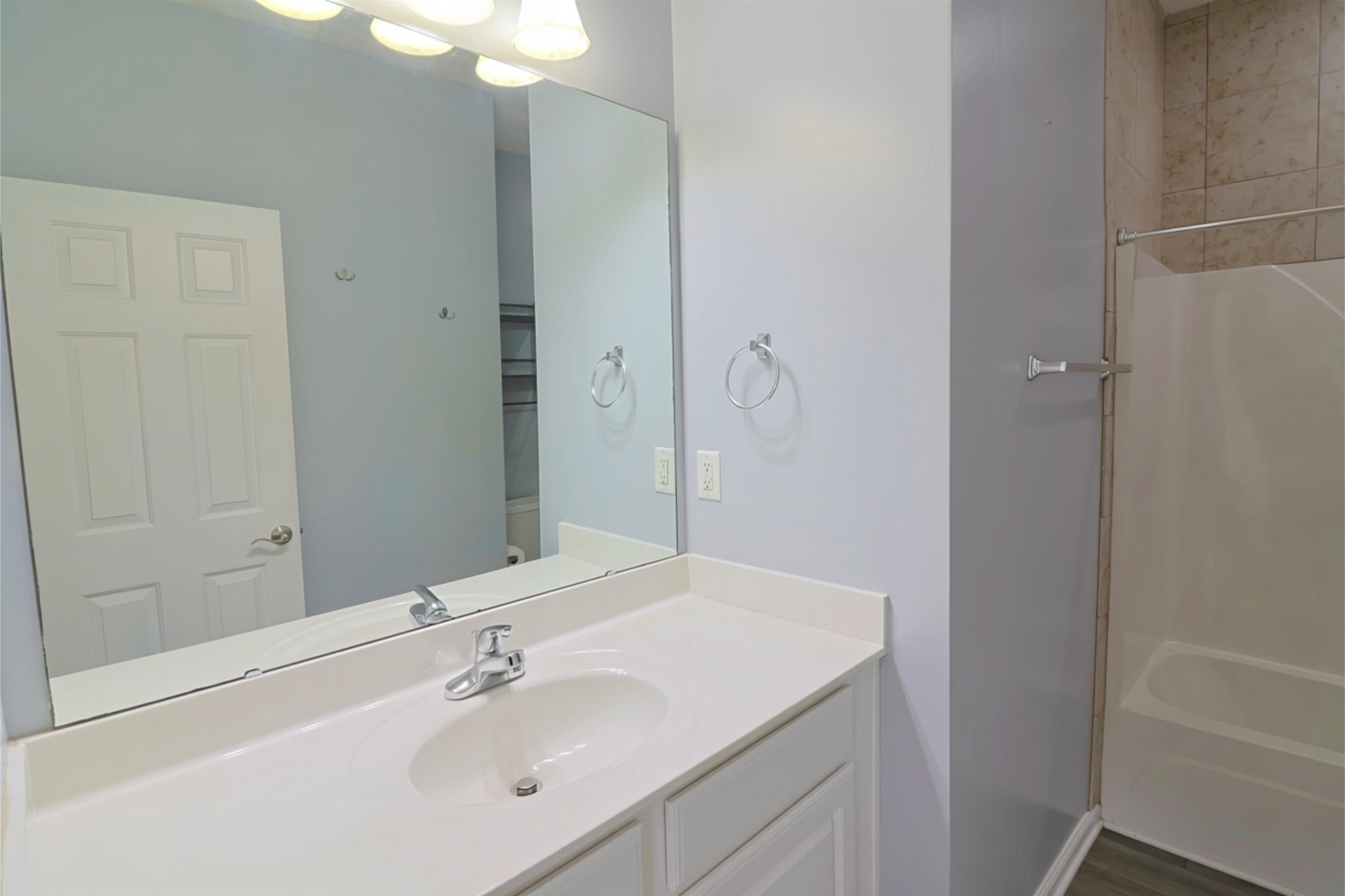 4104 Pinehurst Circle Property Photo 25