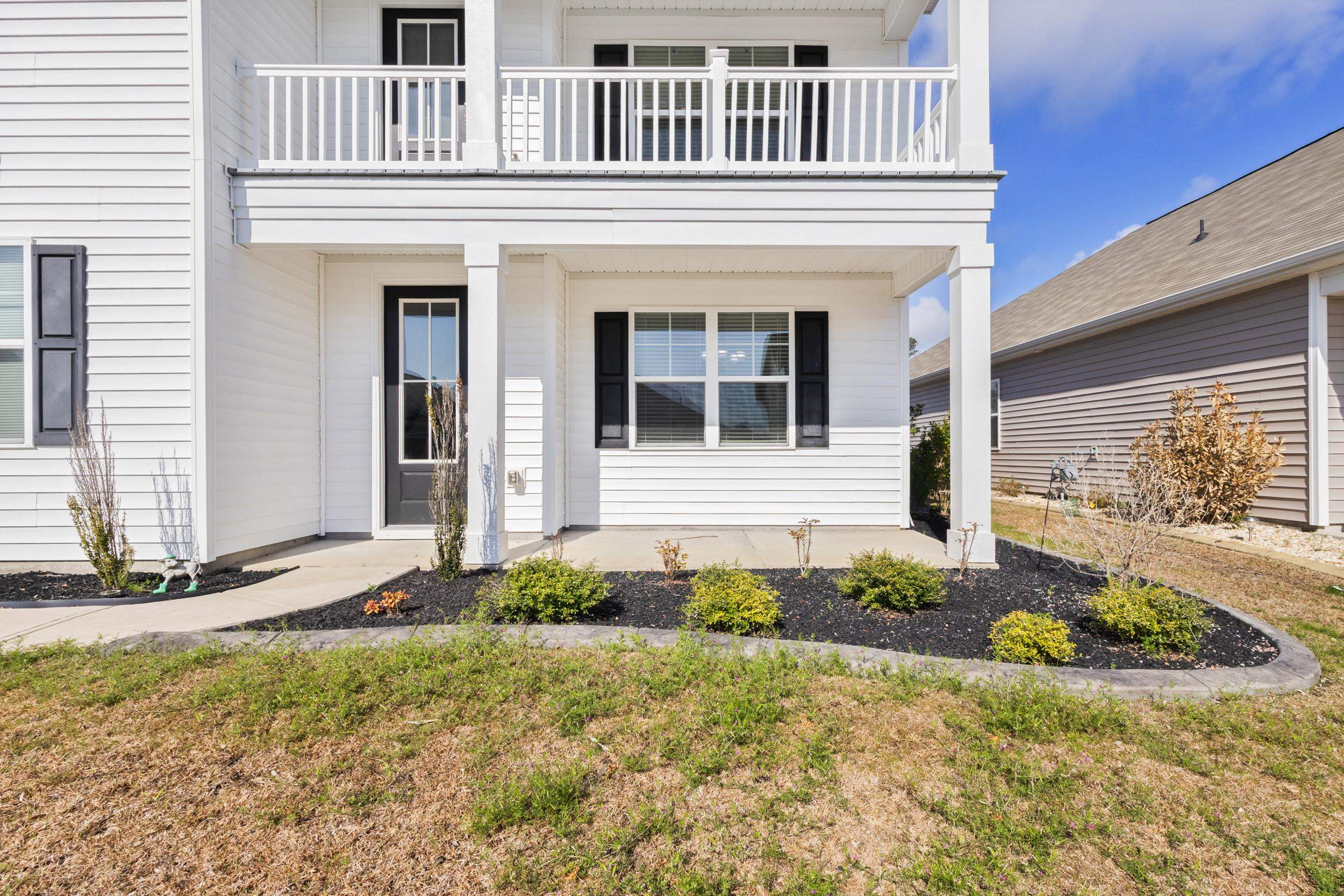 2053 Ainsley Dr. Property Photo 3