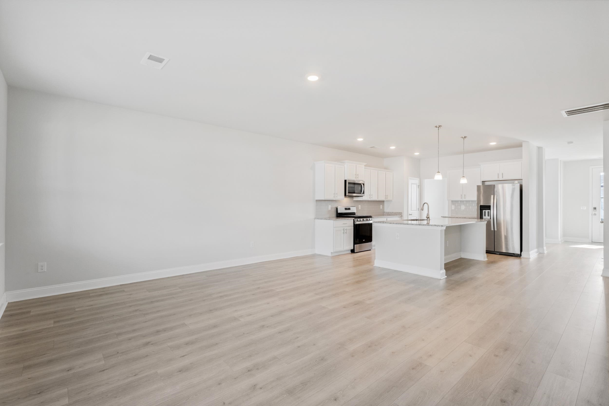 2053 Ainsley Dr. Property Photo 14