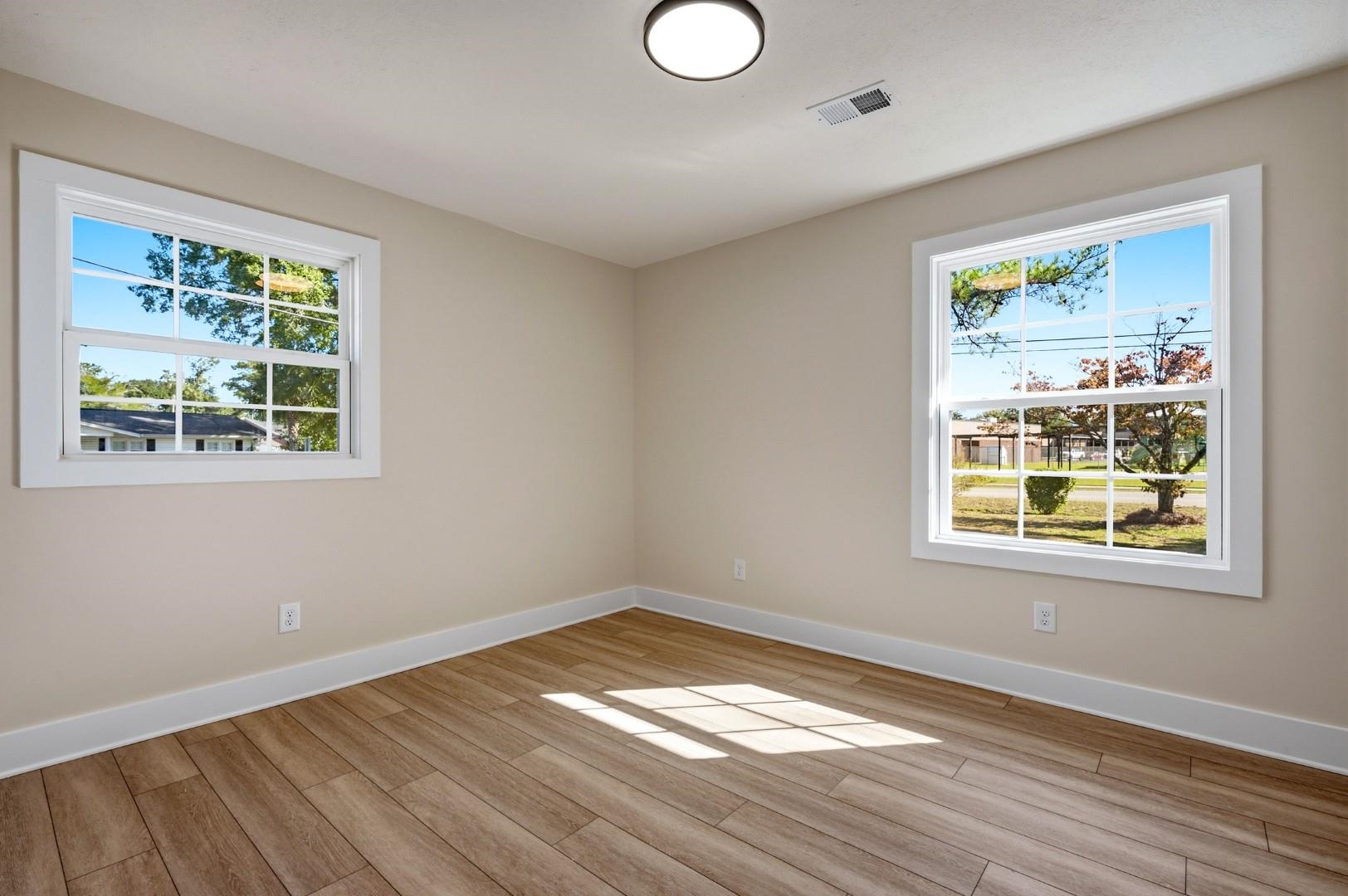 1804 Maple Ave. Property Photo 20