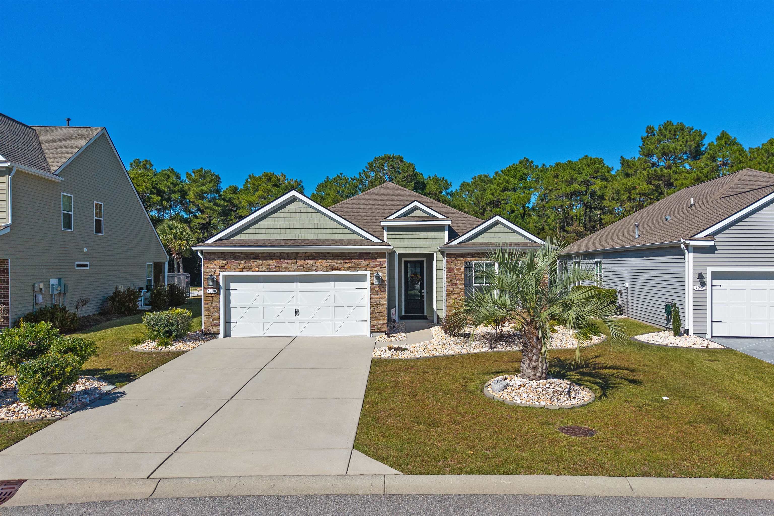 4300 Livorn Loop