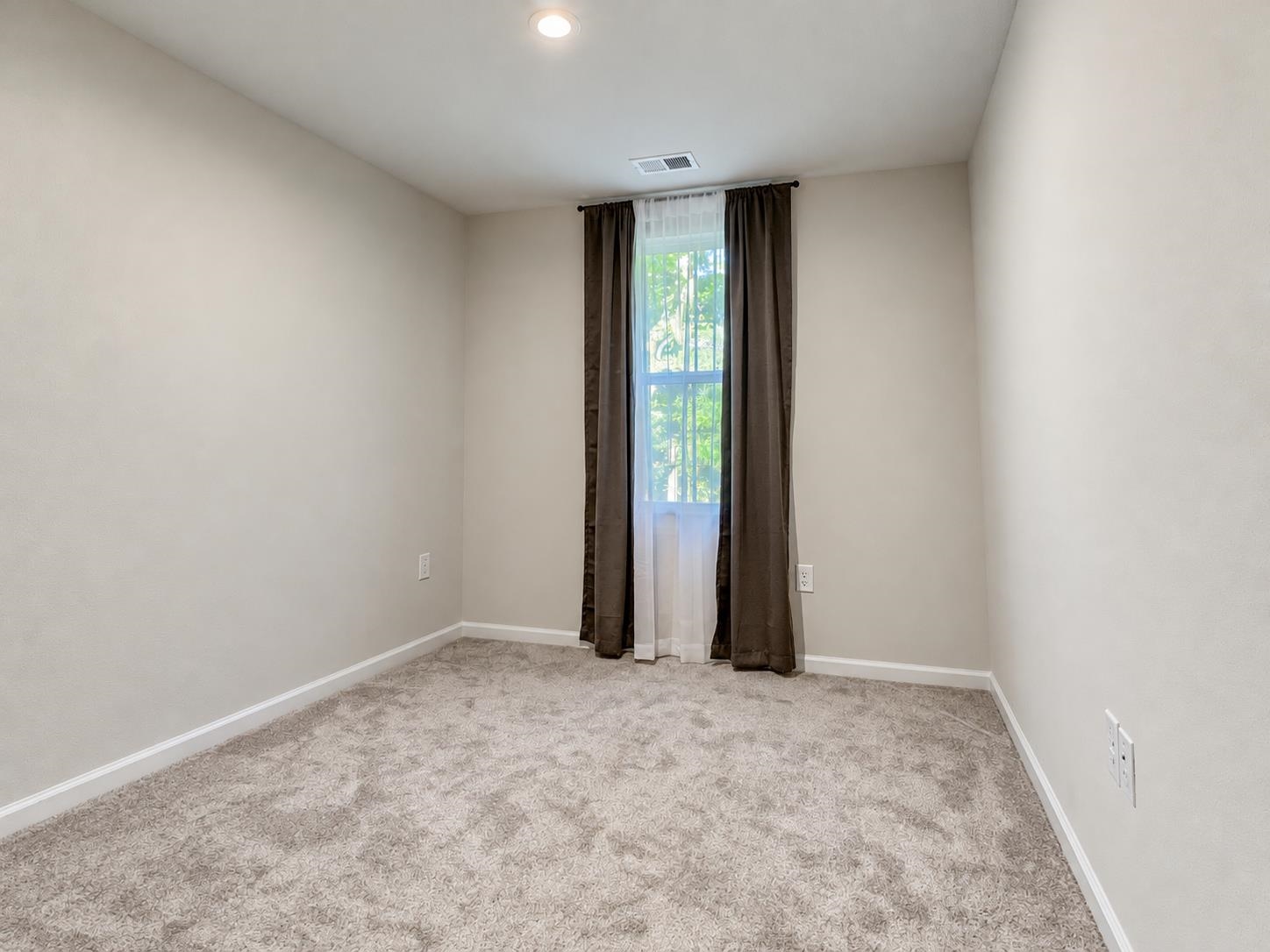 265 Christiana Ln. Property Photo 15