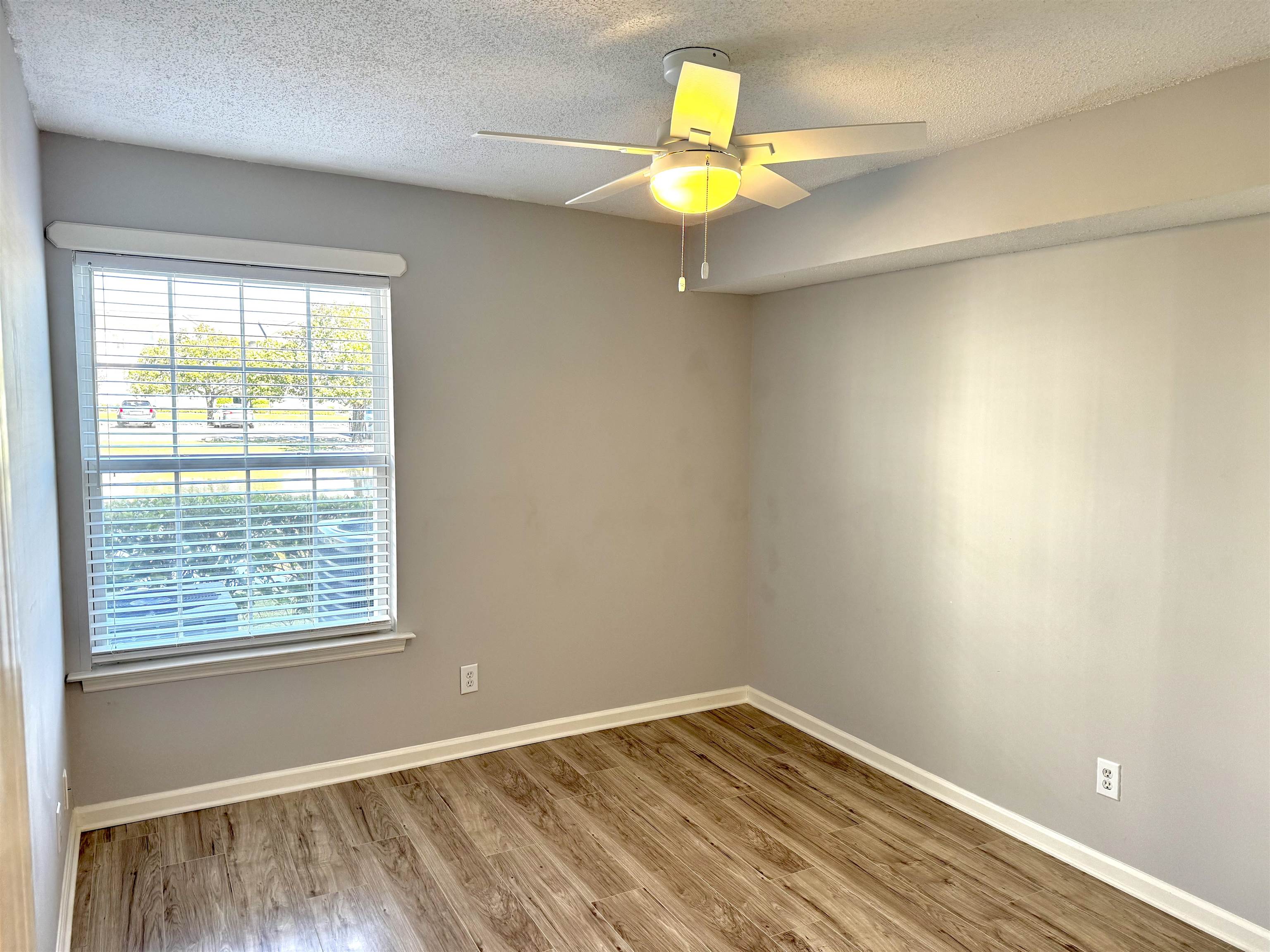8650 Southbridge Dr. Property Photo 24