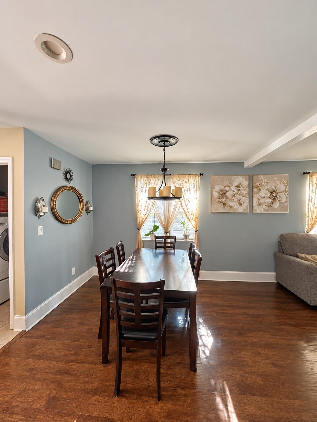 2427 Huntington Circle Property Photo 4