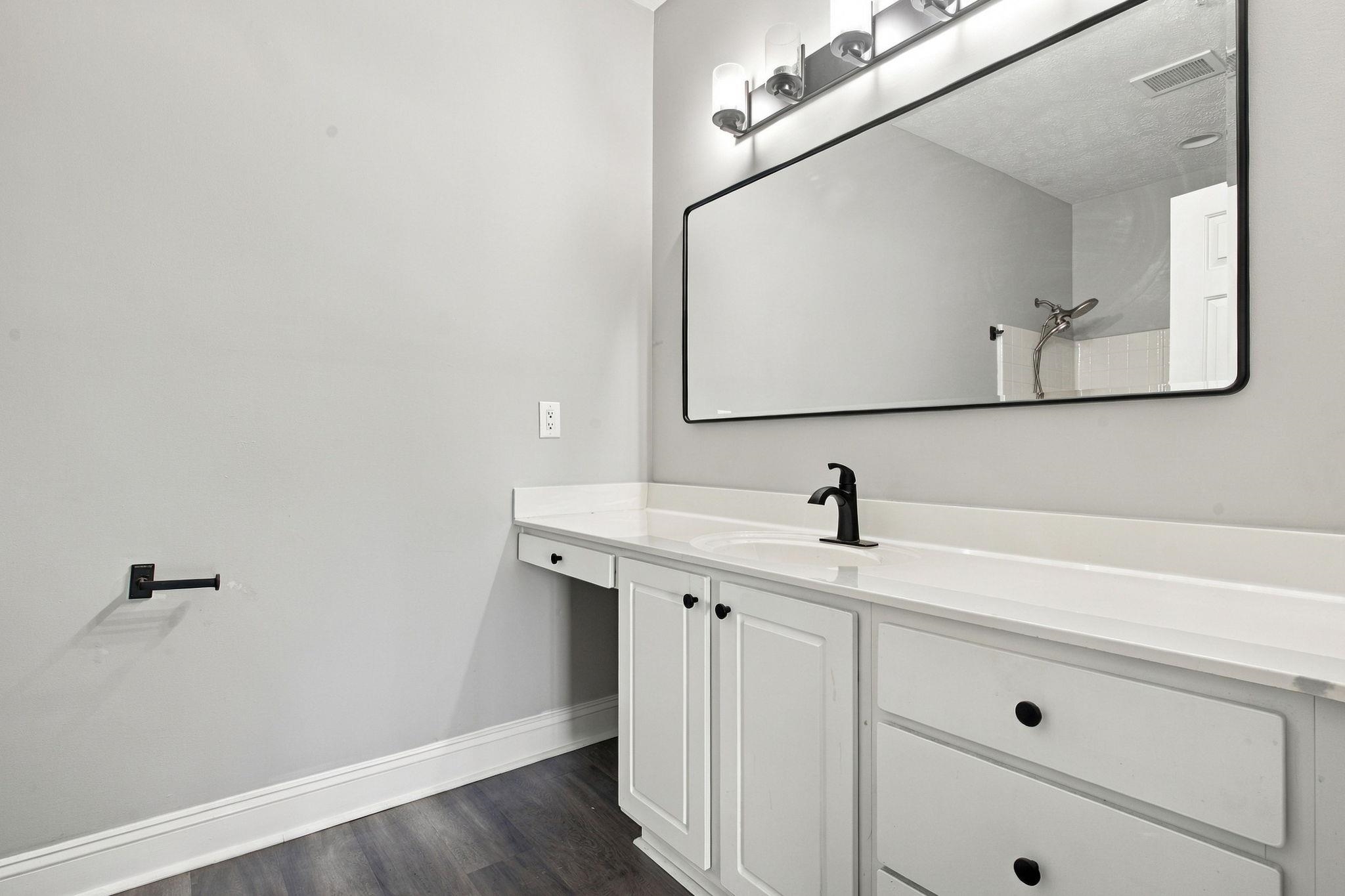 5090 Windsor Green Way Property Photo 20