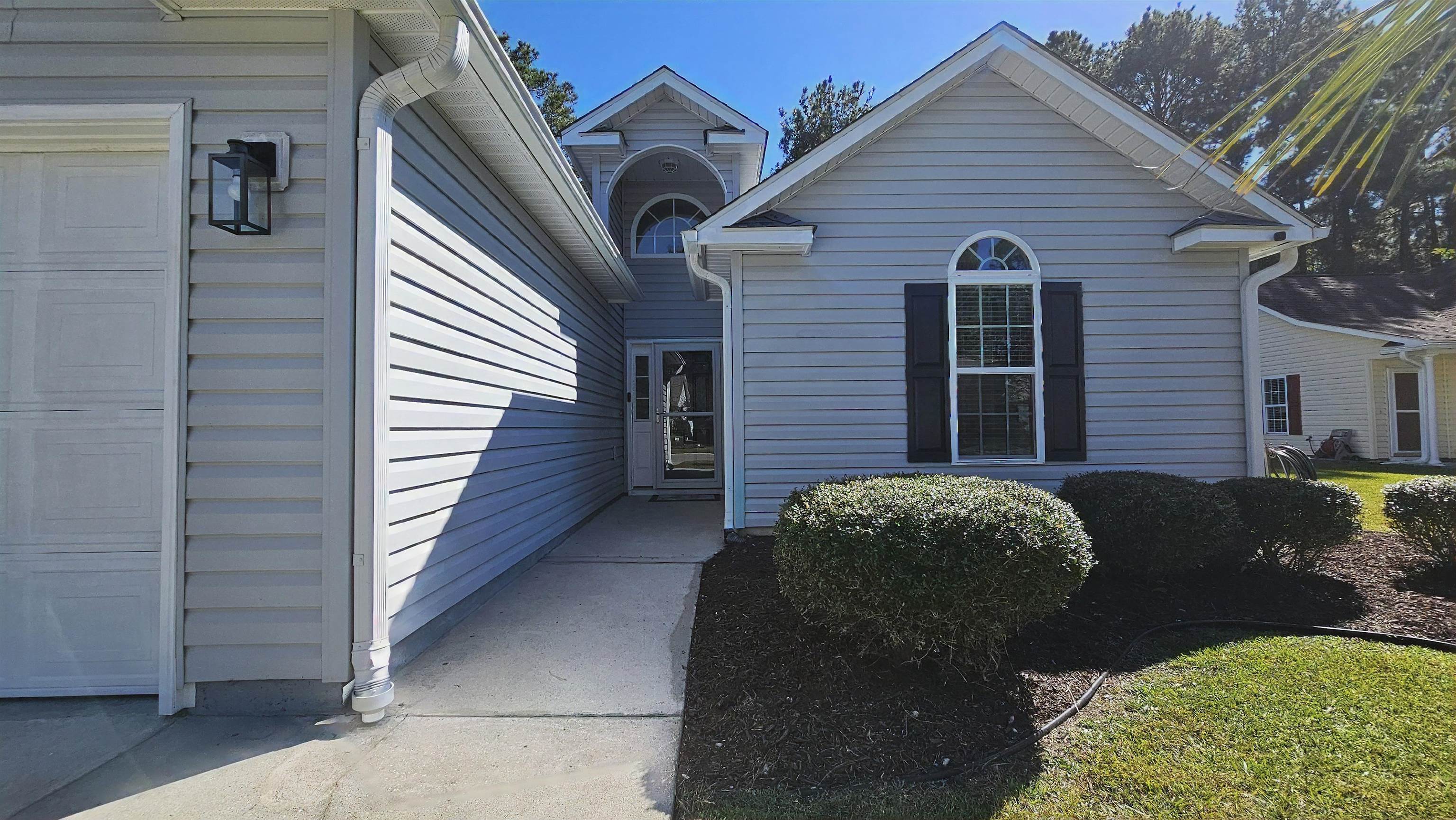 6471 Royal Pine Dr. Property Photo 5
