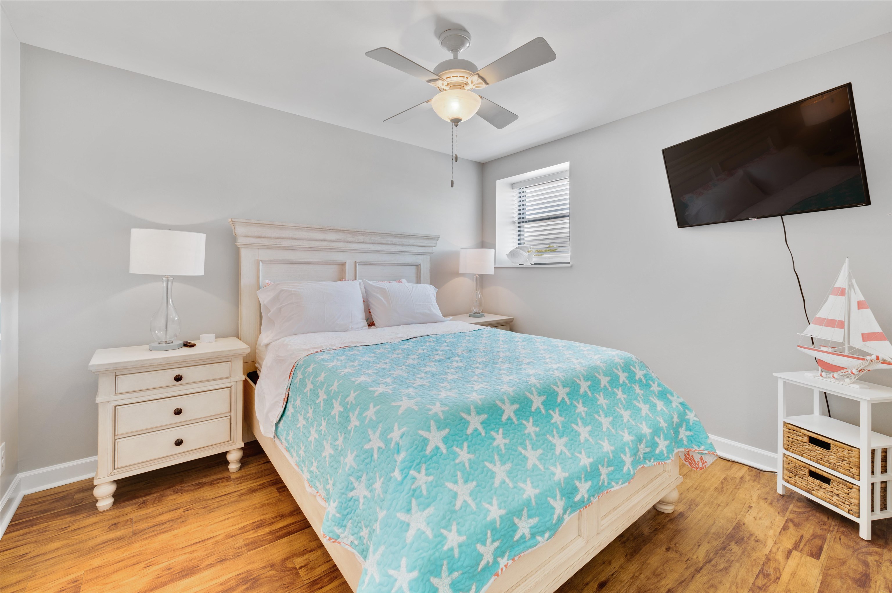 1620 N Waccamaw Dr. Property Photo 18