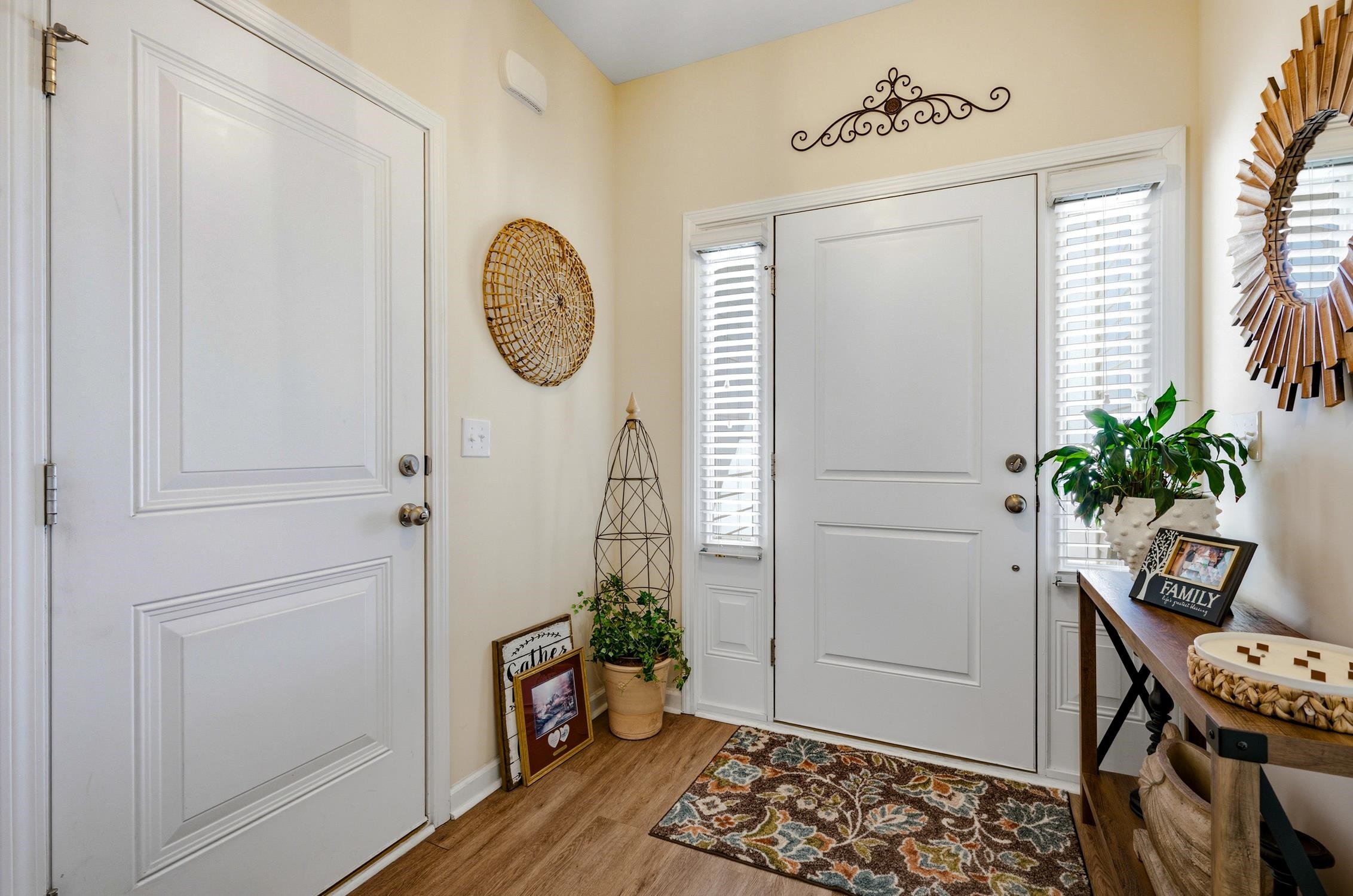 133 Heron Lake Ct. Property Photo 3