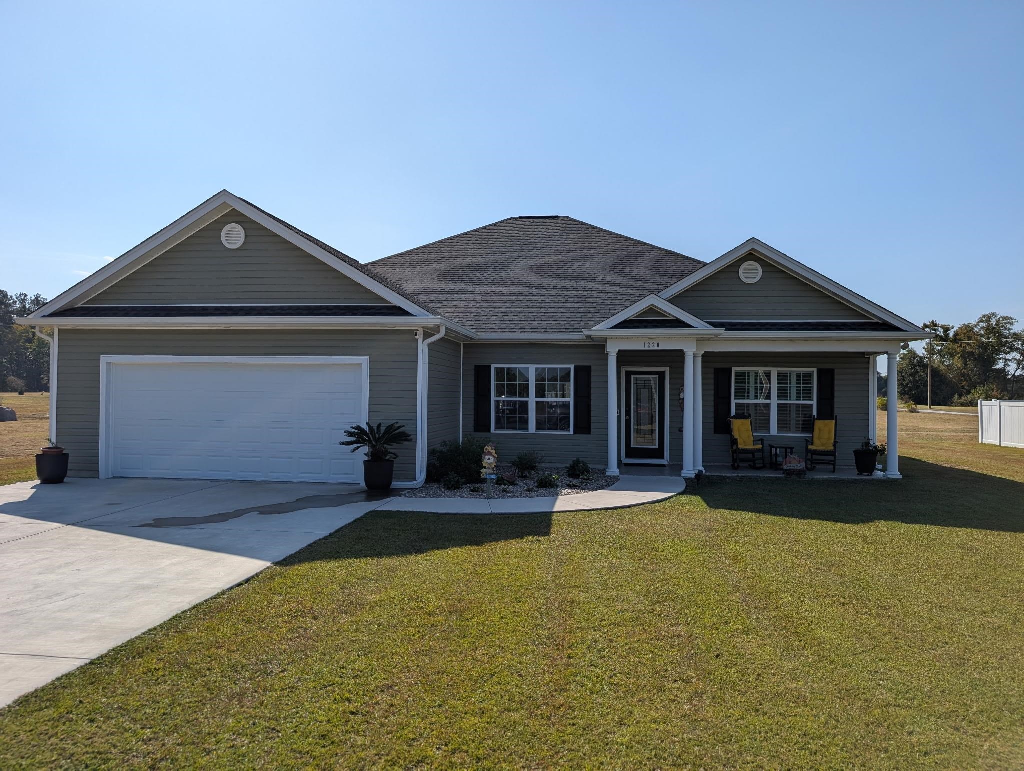 1220 Justice Loop Property Photo 1