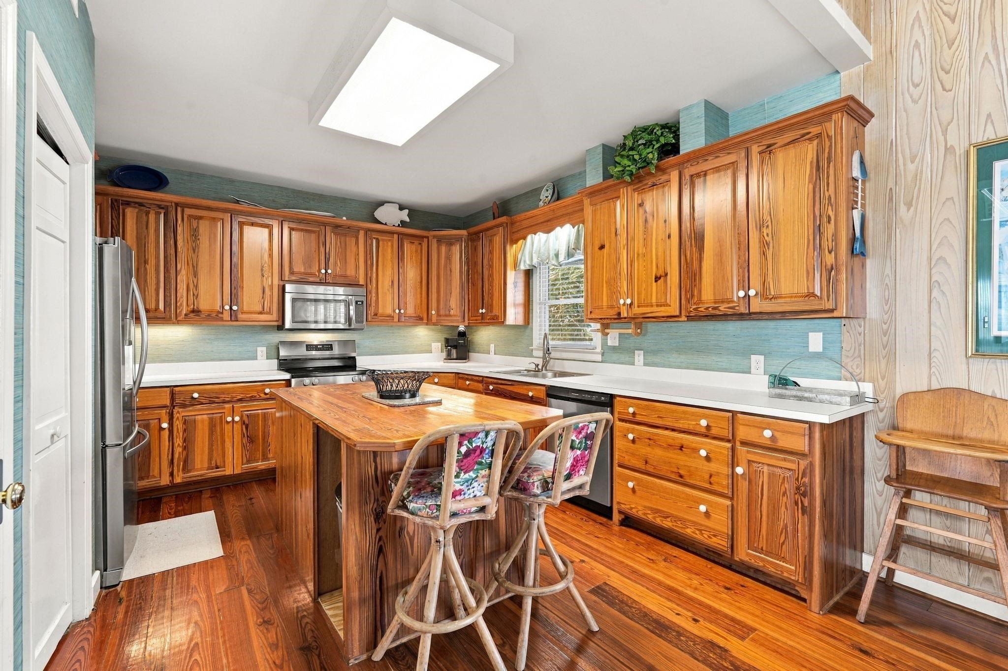 1969 S Waccamaw Dr. Property Photo 12