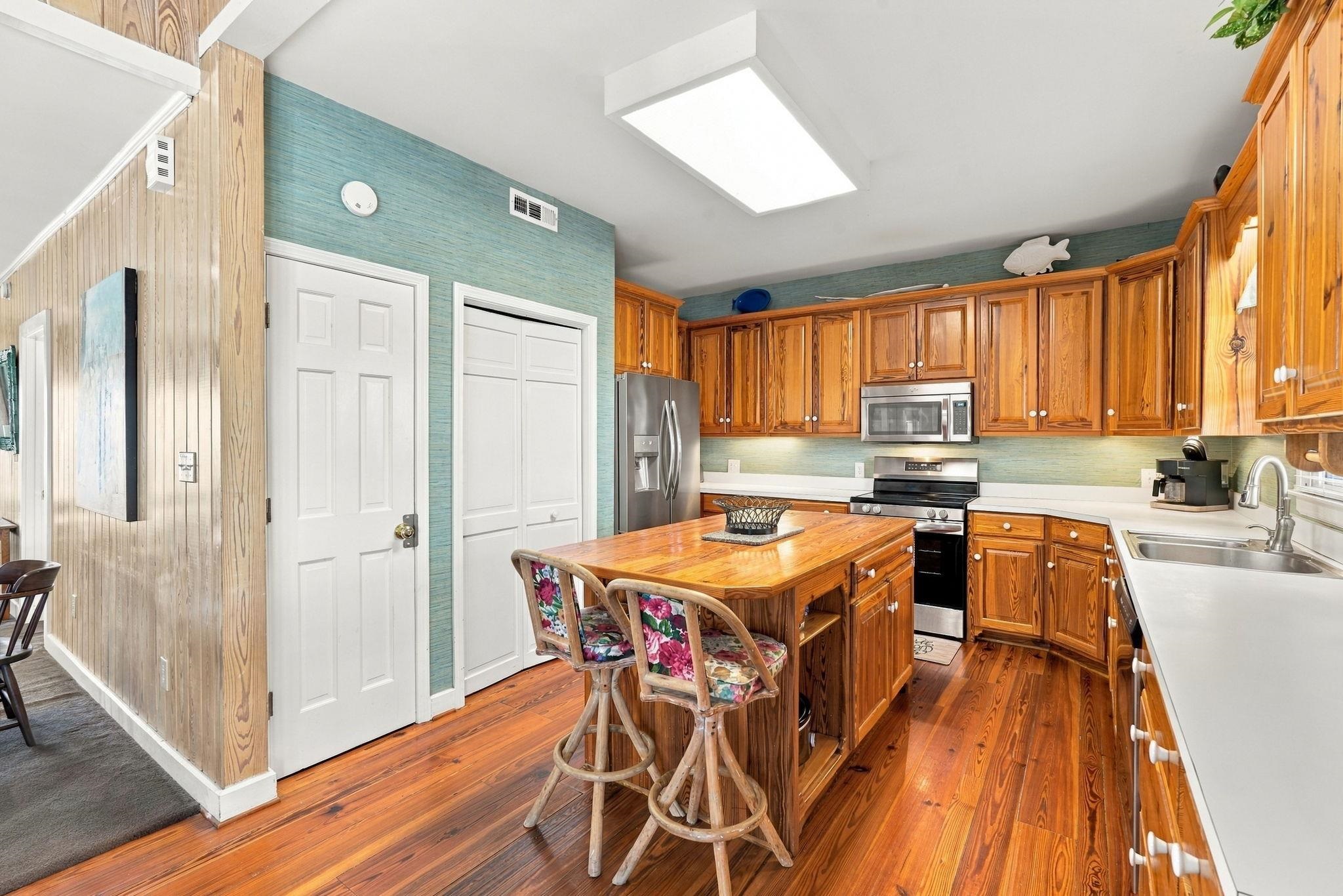 1969 S Waccamaw Dr. Property Photo 14