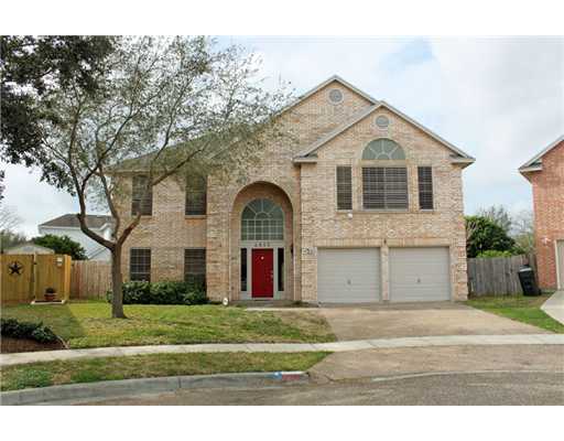 4905 Lake Medina Property Photo 1