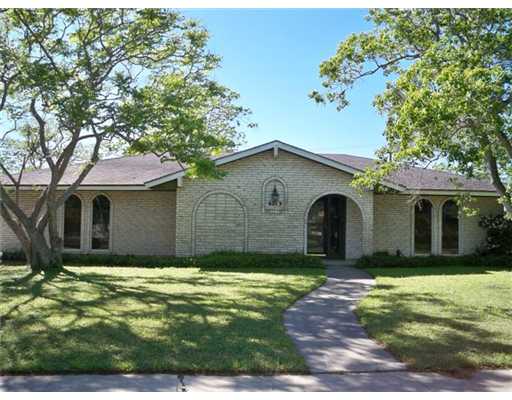 4213 Biltmore Dr Property Photo 1