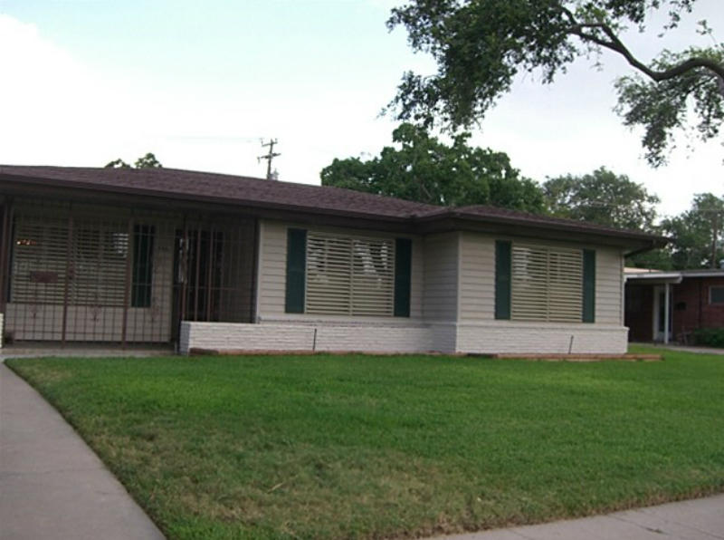 966 Carmel Pkwy Property Photo 1