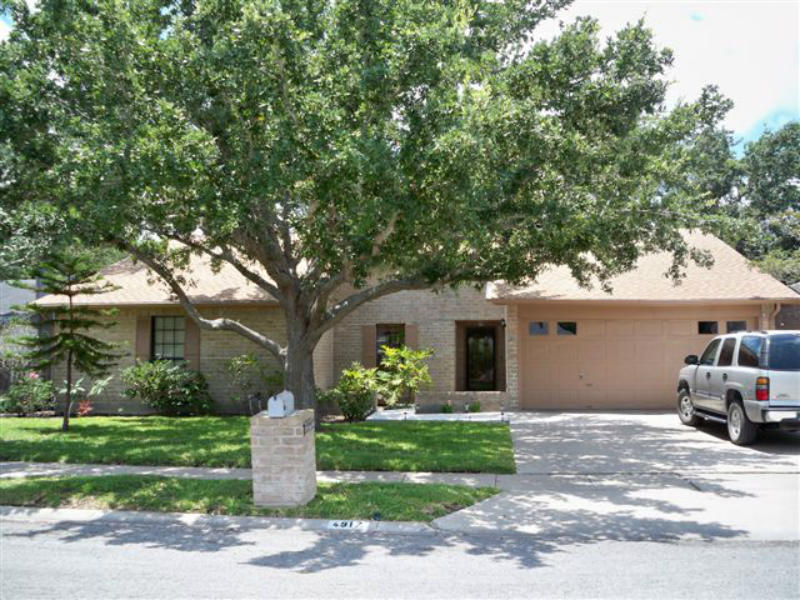 4917 Creekbend Property Photo 1