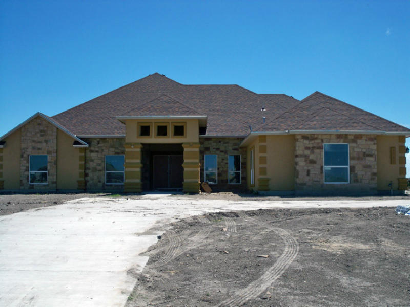 6225 Lago Vista Property Photo 1