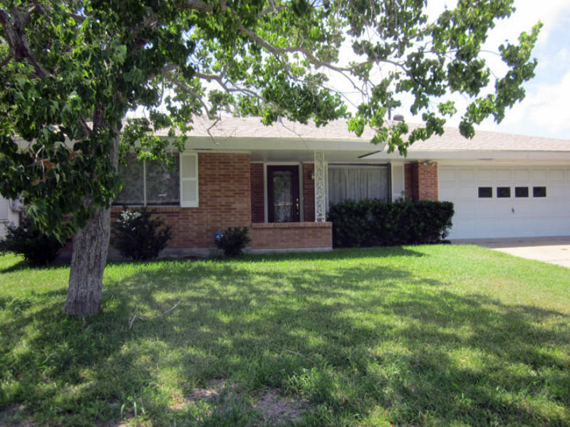 4629 Dody St Property Photo 1