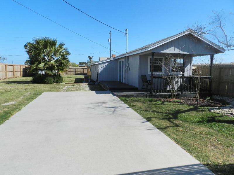 3212 Seagull Blvd Property Photo 1