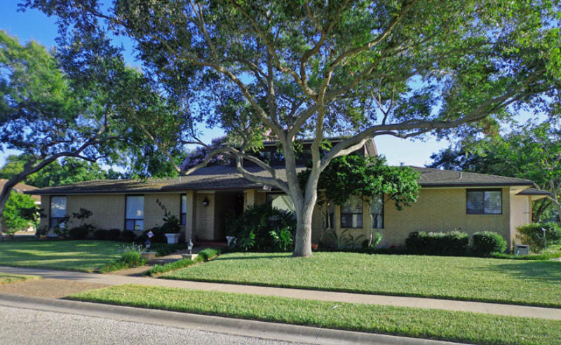 6601 Sahara Dr Property Photo 1