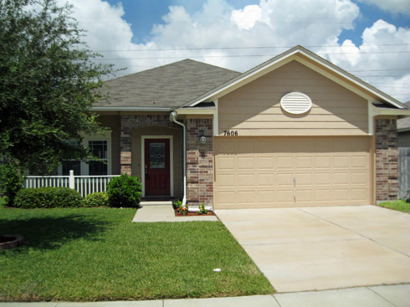 7606 Angelwing Dr Property Photo 1