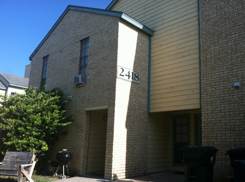 2418 Capitan Dr A-d Property Photo 1
