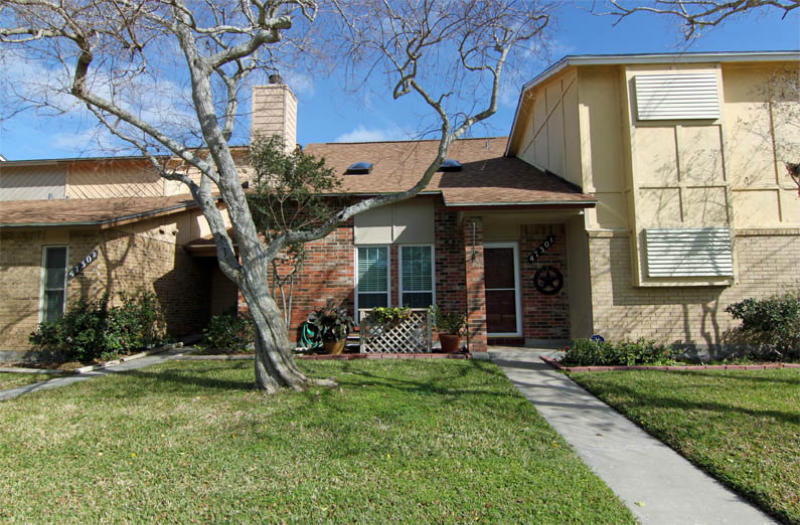 4730 Cedar Pass E Property Photo 1