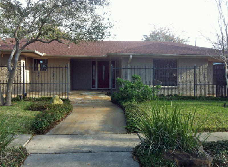 121 Seaview Property Photo 1