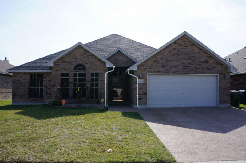6909 Windy Creek Dr Property Photo 1
