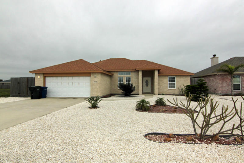 15525 Escapade St Property Photo 1