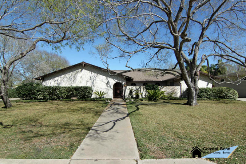 3350 Mavis Dr Property Photo 1