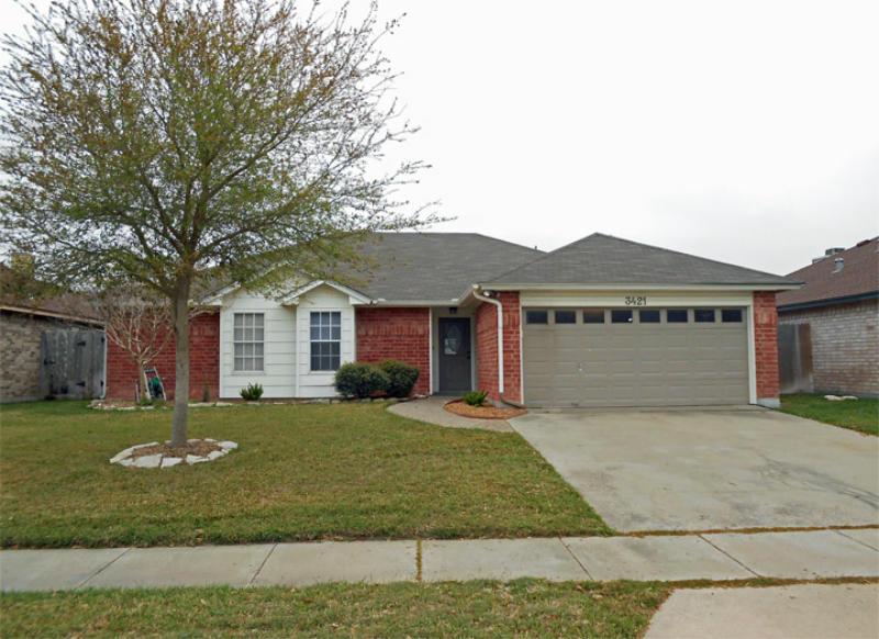 3421 Picadilly Property Photo 1