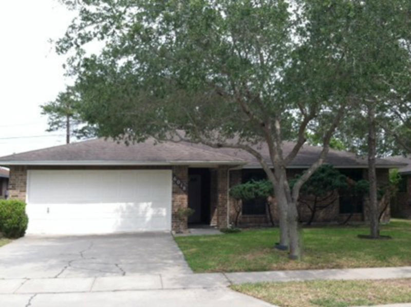 6018 Blue Water Dr Property Photo 1