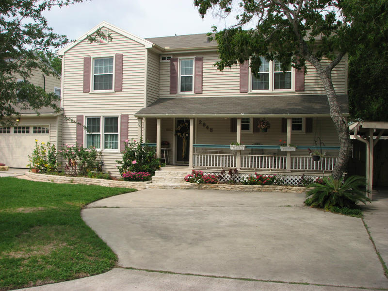 212782 Property Photo 1