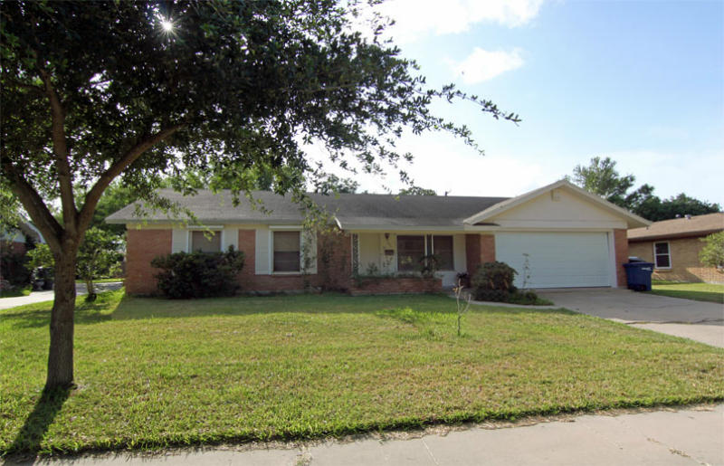 526 Evergreen Dr Property Photo 1
