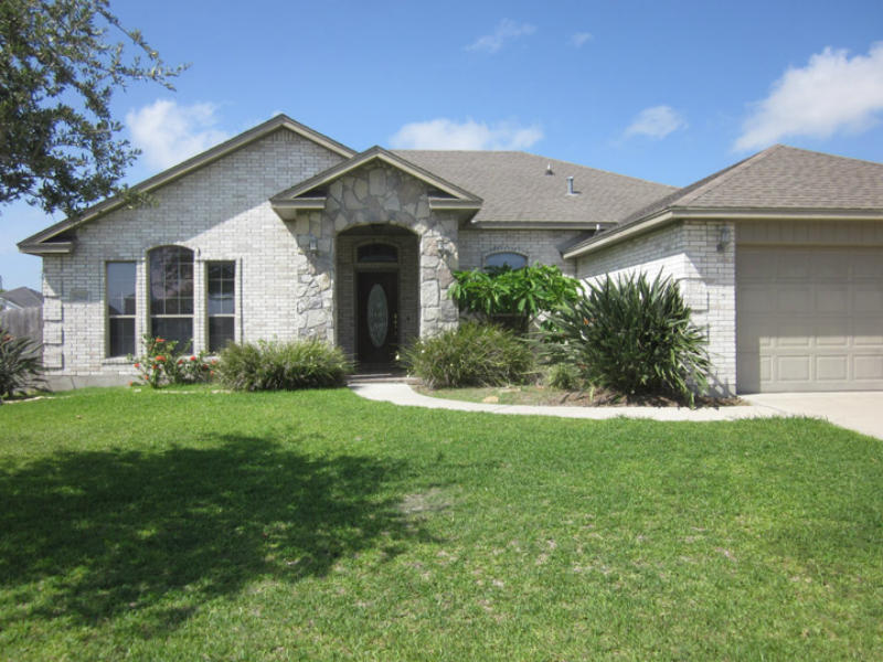 7002 Madiera Dr Property Photo 1
