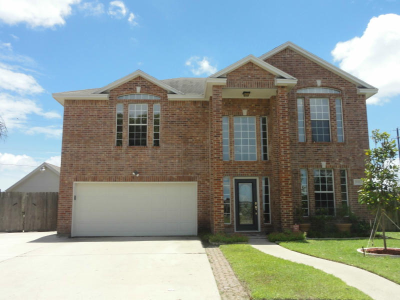 5901 Bishops Mill Dr Property Photo 1