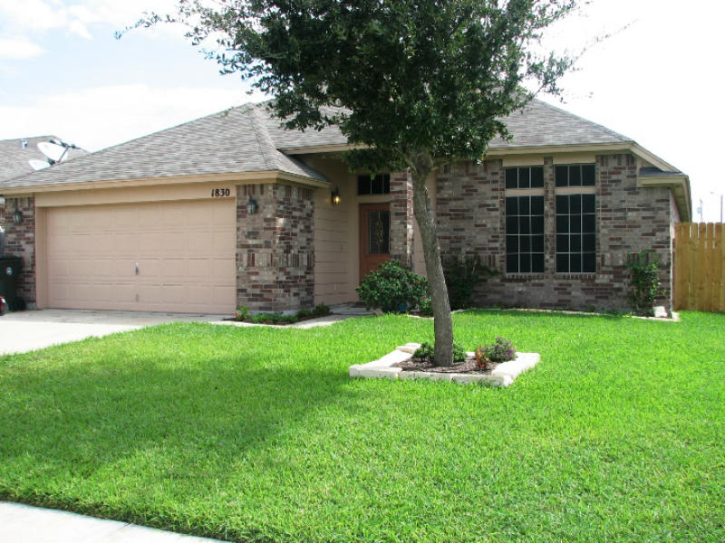 1830 Overland Trai Property Photo 1