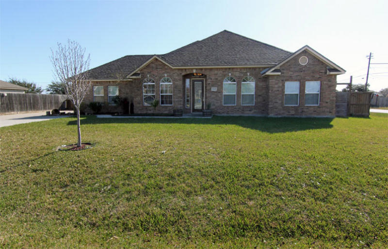 2645 Retta Dr Property Photo 1