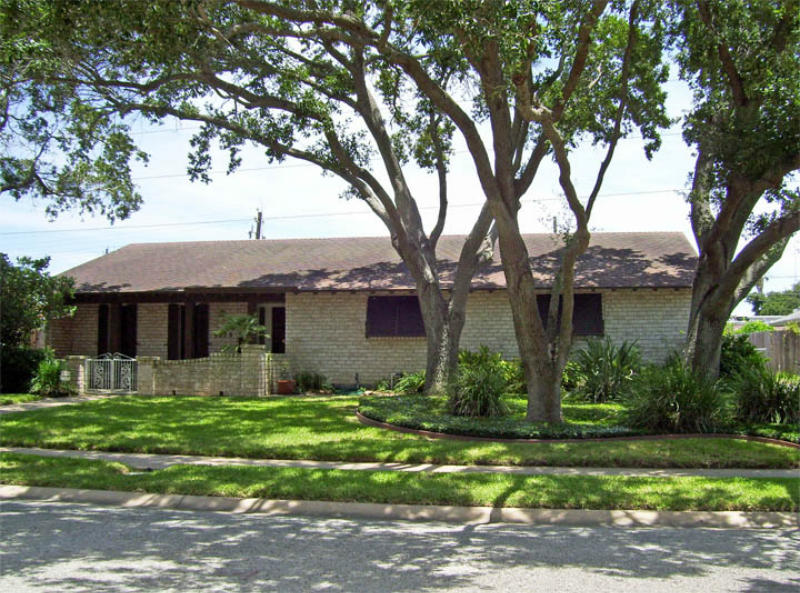 4818 Olympia Dr Property Photo 1