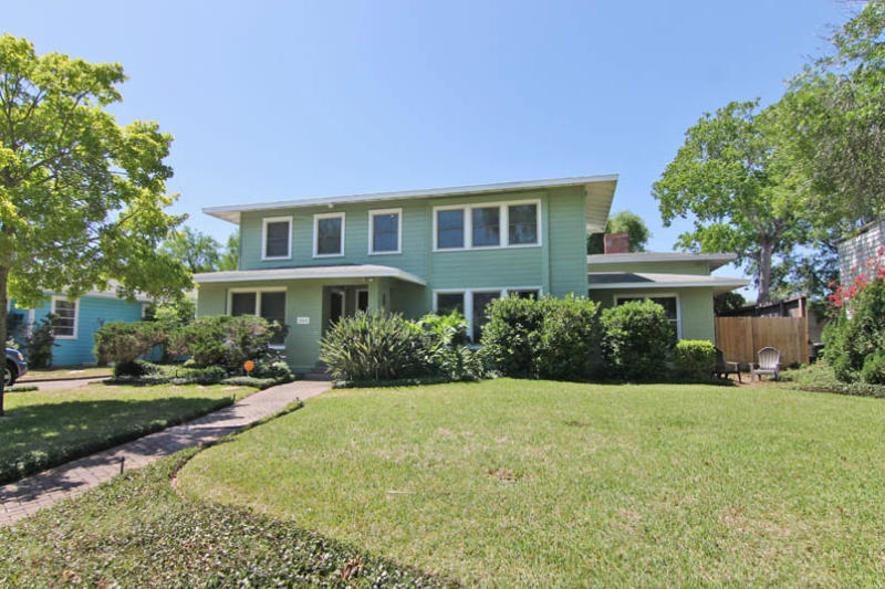 242 Rosebud Ave Property Photo 1